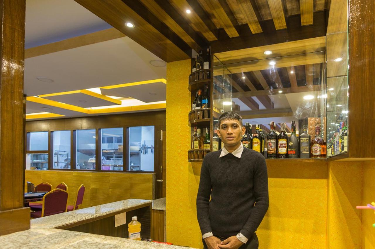 Hotel Yellow Pagoda Pokhara Buitenkant foto